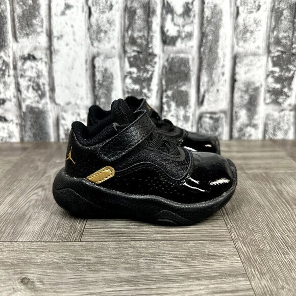 NIKE Air Jordan 11 CMFT Low Shoes Sneakers CZ0906-007 Infant Toddler Size 6C - Picture 2 of 8